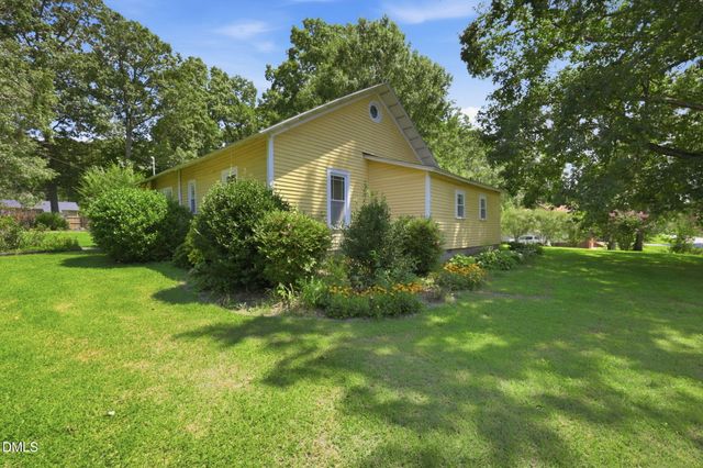 306 N Ninth Street, Mebane, NC 27302