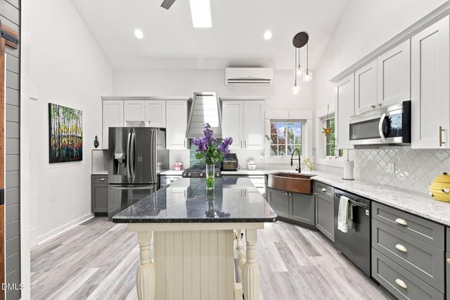 306 N Ninth Street, Mebane, NC 27302