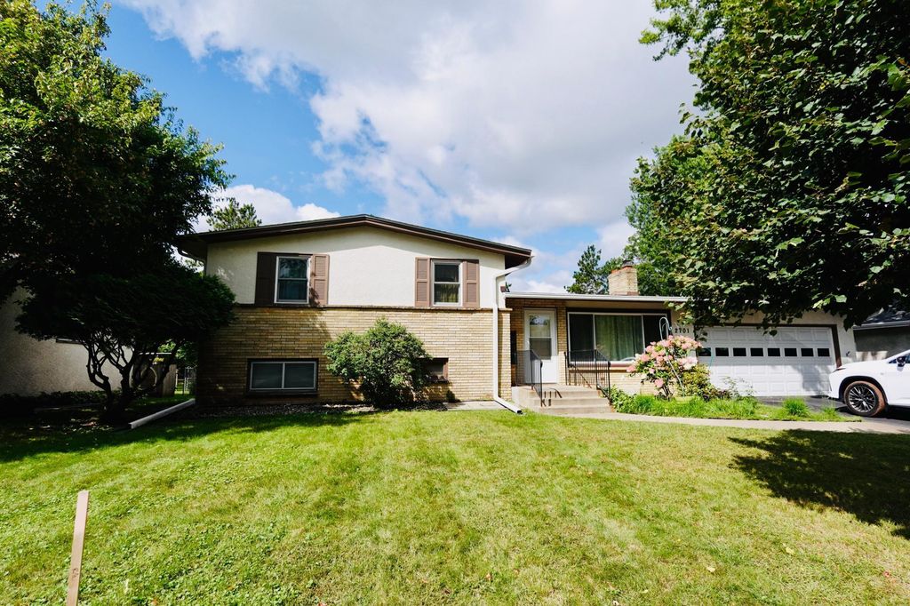 2701 Gerald Avenue, North Saint Paul, MN 55109