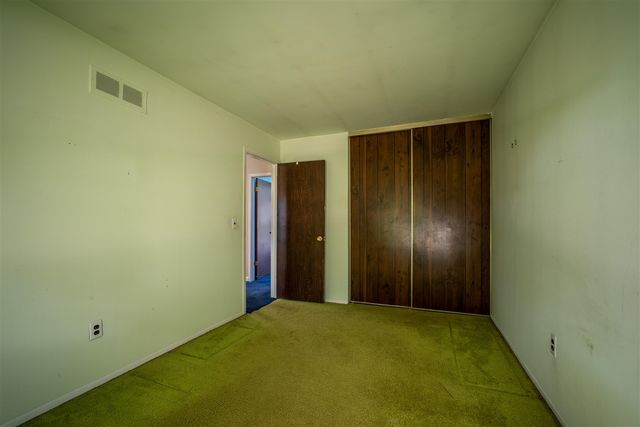 2887 Roundtree Drive, Troy, MI 48083
