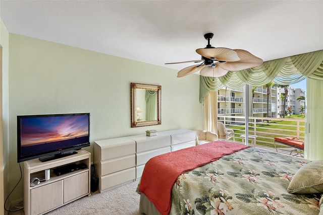 6021 BAHIA DEL MAR CIRCLE 234, St Petersburg, FL 33715