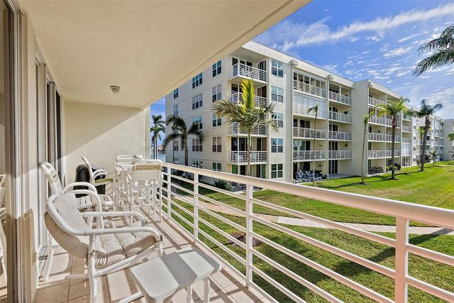 6021 BAHIA DEL MAR CIRCLE 234, St Petersburg, FL 33715