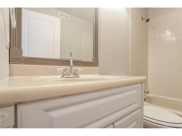 8660 Bluegrass Cir, Parker, CO 80134