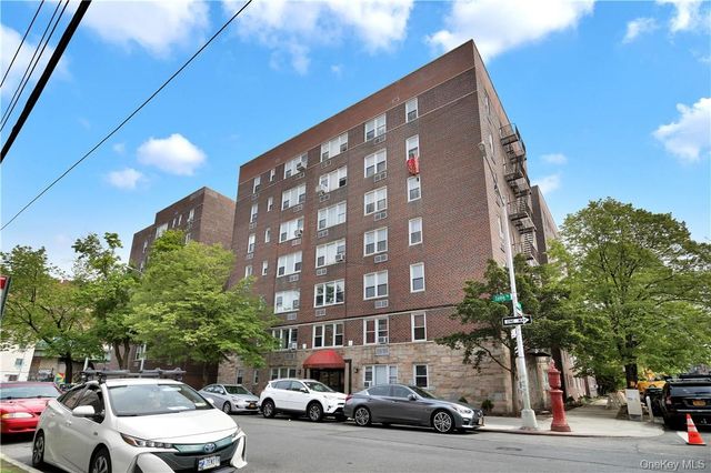900 Lydig Avenue 4M, Bronx, NY 10462