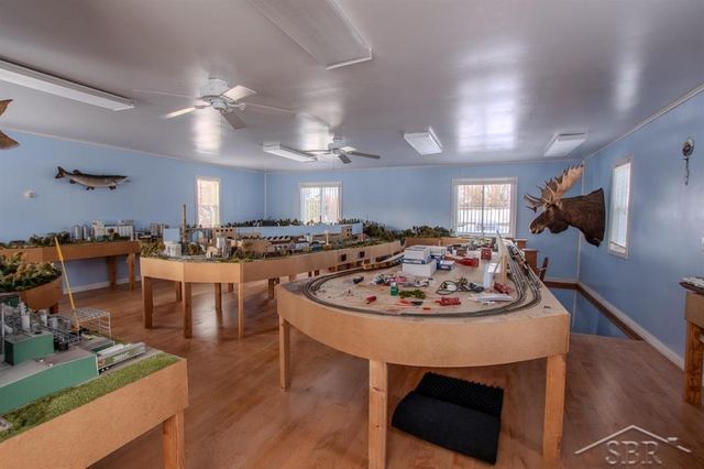 316 State Park Drive, Bay City, MI 48706