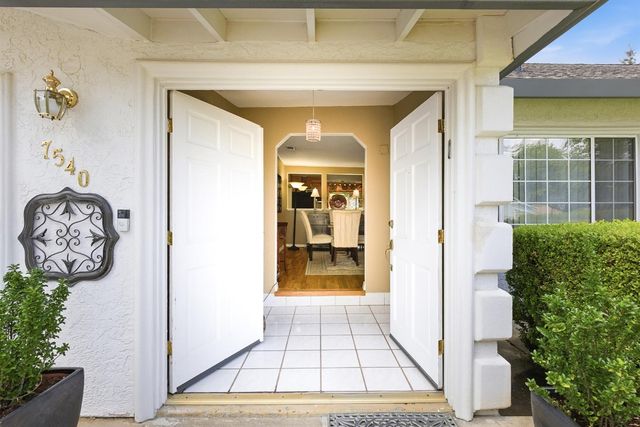 7540 Park Dr, Citrus Heights, CA 95610