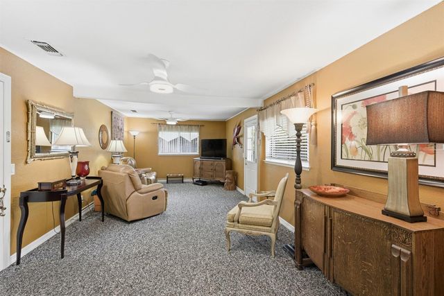 7540 Park Dr, Citrus Heights, CA 95610