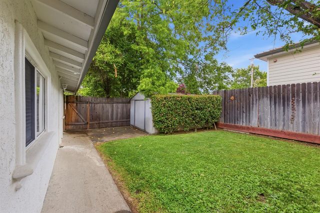 7540 Park Dr, Citrus Heights, CA 95610