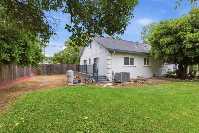 7540 Park Dr, Citrus Heights, CA 95610