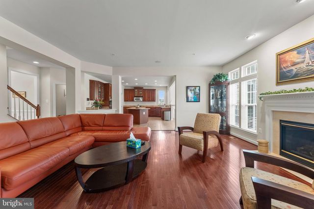 10916 SIR PAUL PL, Clinton, MD 20735