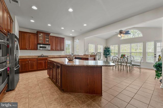 10916 SIR PAUL PL, Clinton, MD 20735