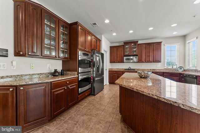 10916 SIR PAUL PL, Clinton, MD 20735