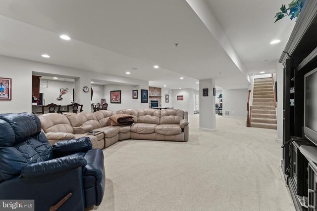 10916 SIR PAUL PL, Clinton, MD 20735