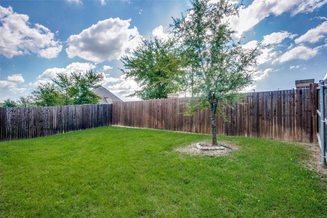 9825 Beaver Dam Lane, Mckinney, TX 75071