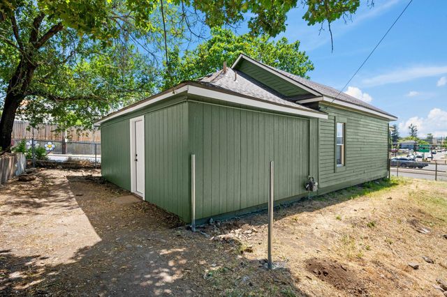 1604 W Maxwell Ave, Spokane, WA 99201