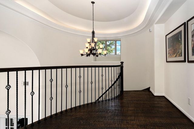 6 Paloma Bend Place, The Woodlands, TX 77389