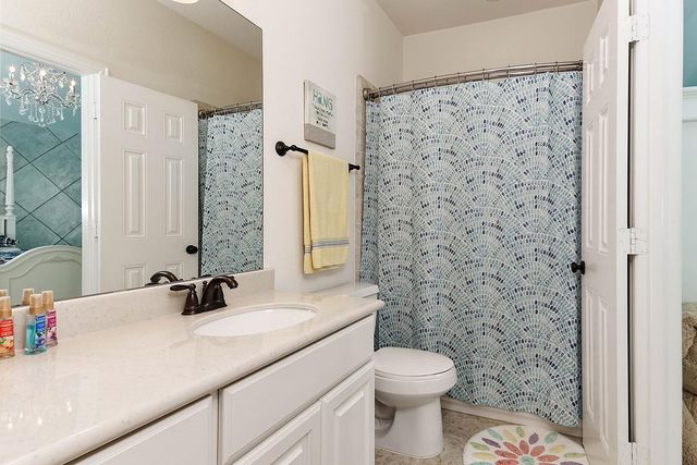 6 Paloma Bend Place, The Woodlands, TX 77389