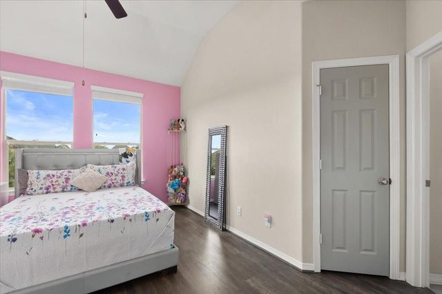 10215 Spring Shadows Park Circle, Houston, TX 77080