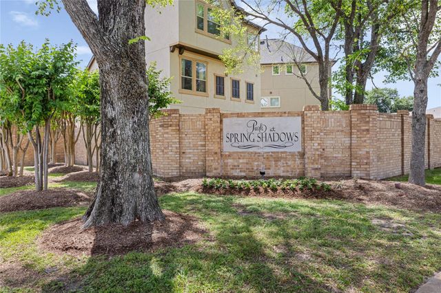 10215 Spring Shadows Park Circle, Houston, TX 77080