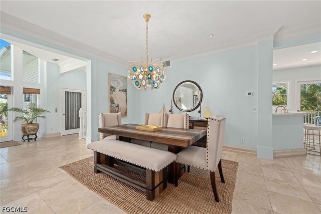 660 Anchor DR, Sanibel, FL 33957