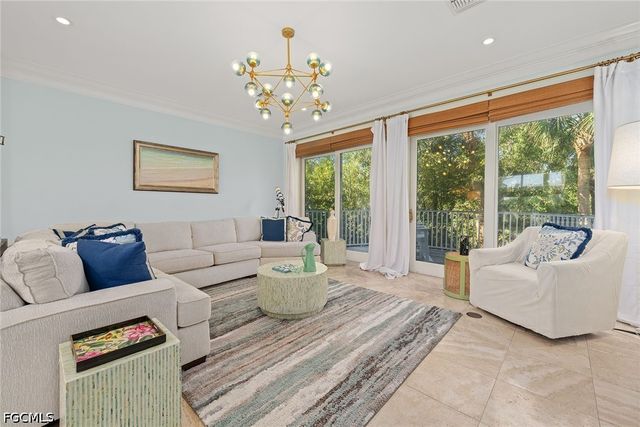 660 Anchor DR, Sanibel, FL 33957