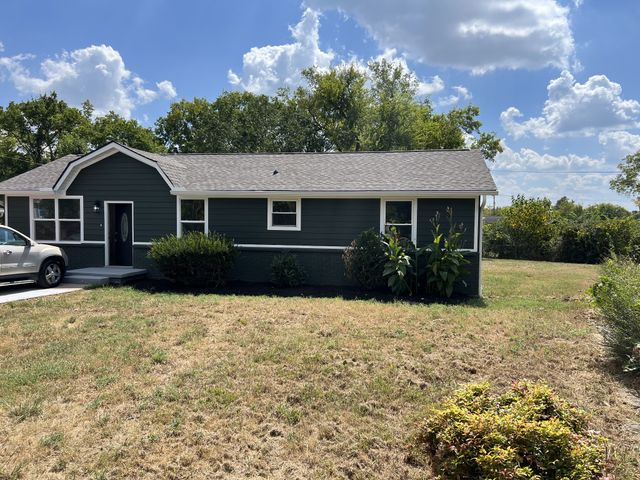 3785 Lunn Dr, Nashville, TN 37218