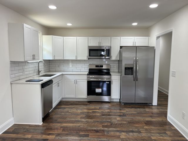 3785 Lunn Dr, Nashville, TN 37218