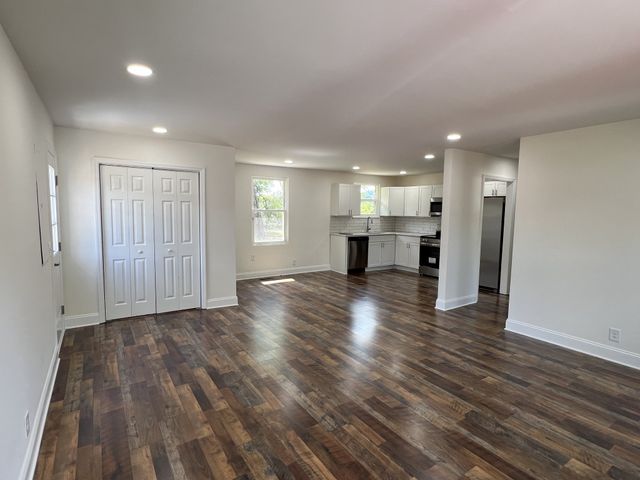 3785 Lunn Dr, Nashville, TN 37218