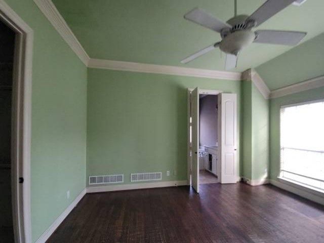 609 Green Apple Drive, Garland, TX 75044