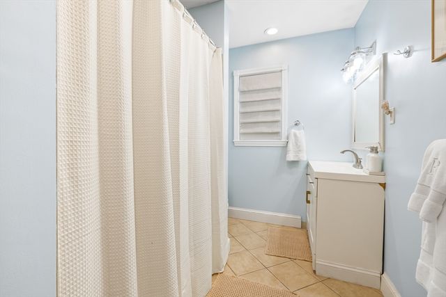 171 H St 1, Boston, MA 02127