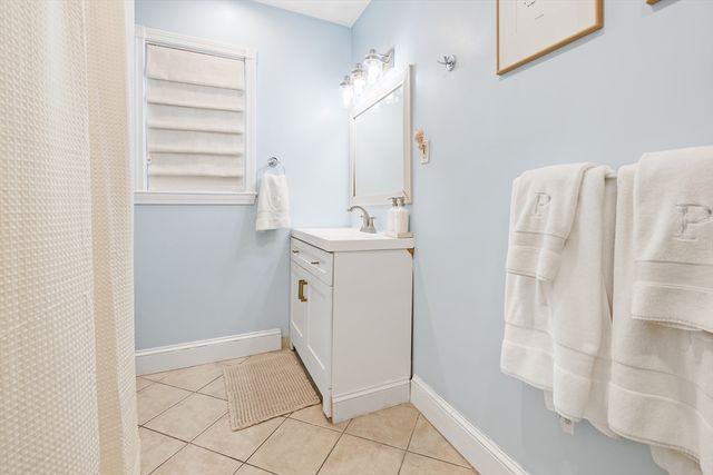 171 H St 1, Boston, MA 02127