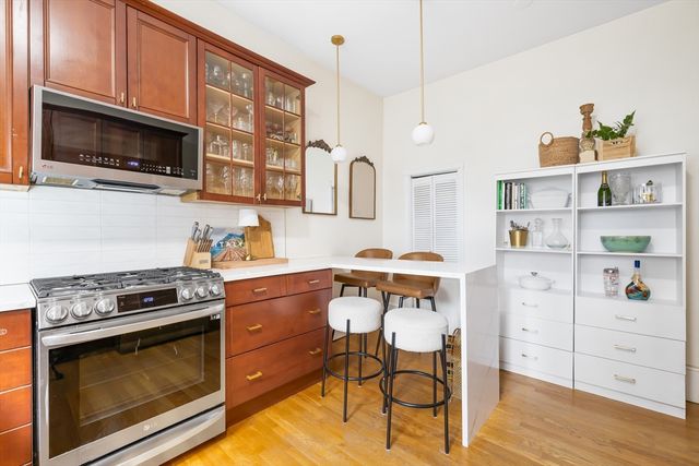 171 H St 1, Boston, MA 02127