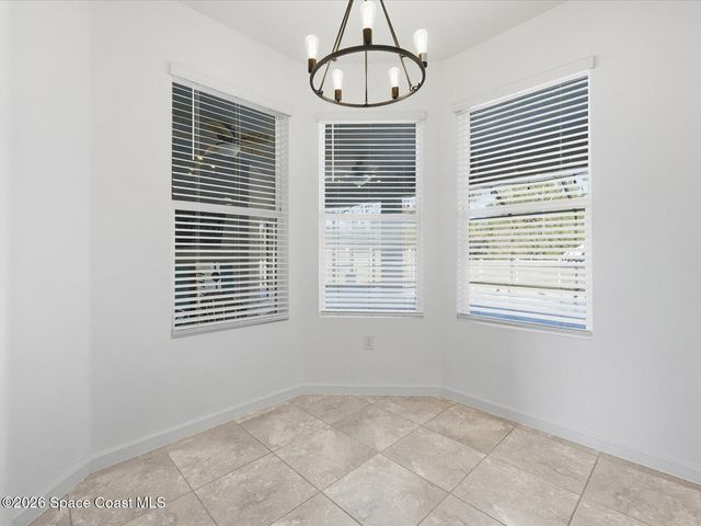 679 Gleneagles Drive SE, Palm Bay, FL 32909