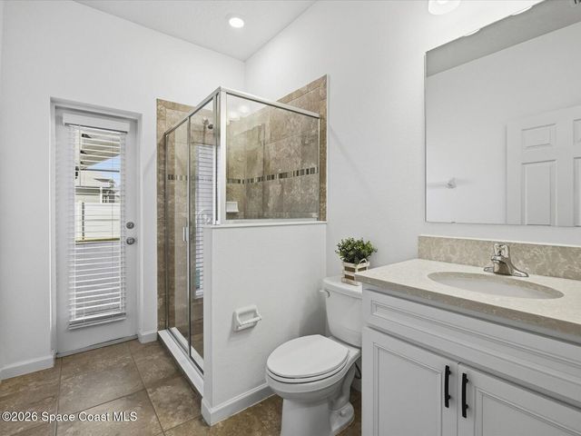 679 Gleneagles Drive SE, Palm Bay, FL 32909