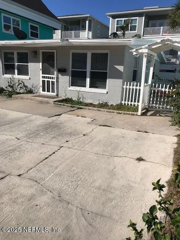 1812 OCEAN Drive S, Jacksonville Beach, FL 32250