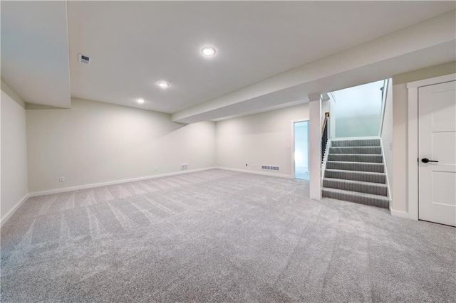 32481 W 167TH Court, Gardner, KS 66030