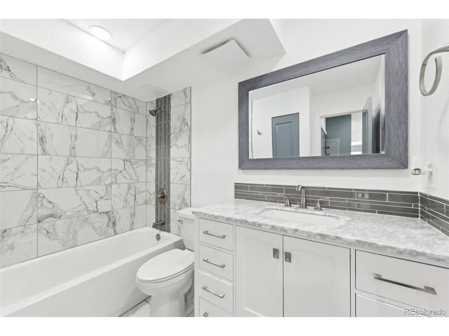 5995 W Hampden Ave 5I, Denver, CO 80227