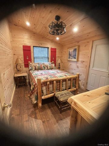 989 Chiloway Road, Roscoe, NY 13856