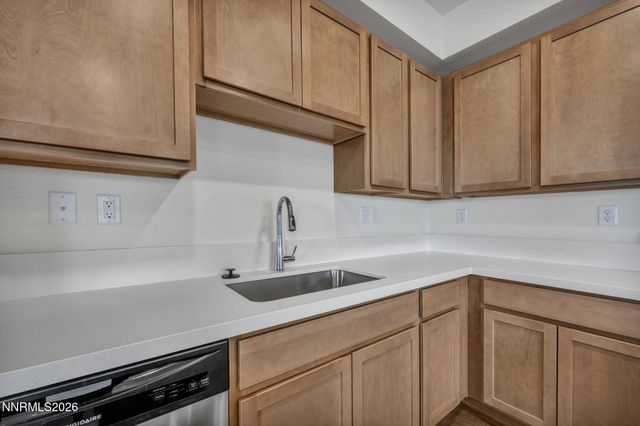 260 Green Lane, Dayton, NV 89403