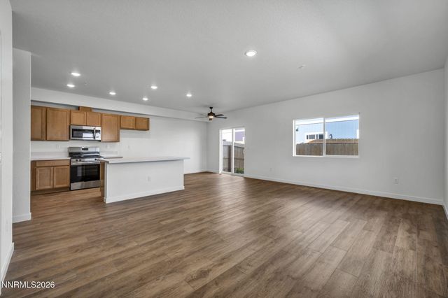 260 Green Lane, Dayton, NV 89403