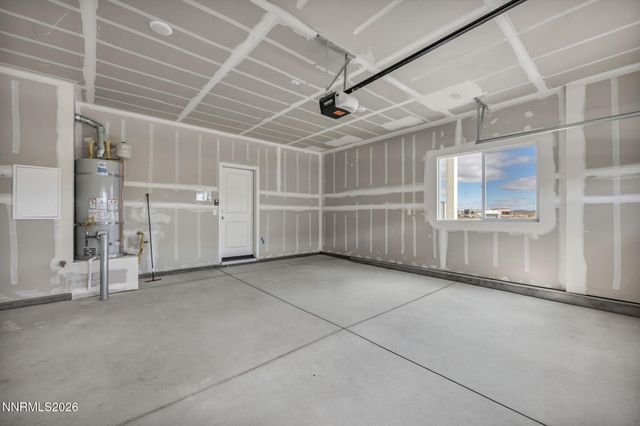 260 Green Lane, Dayton, NV 89403