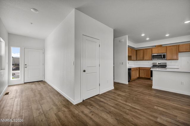 260 Green Lane, Dayton, NV 89403