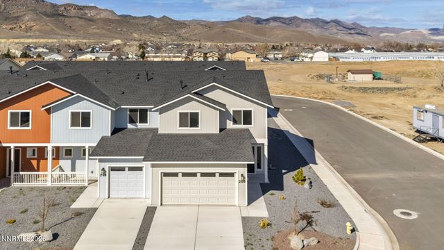 260 Green Lane, Dayton, NV 89403