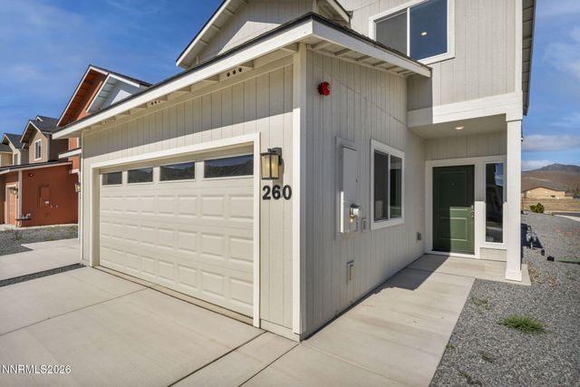 260 Green Lane, Dayton, NV 89403