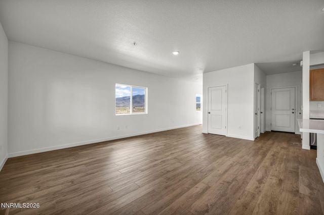 260 Green Lane, Dayton, NV 89403