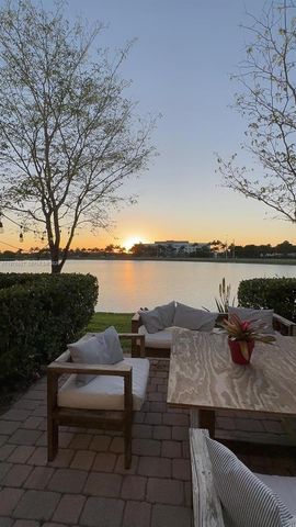 822 SW 143rd Ter 204, Pembroke Pines, FL 33027