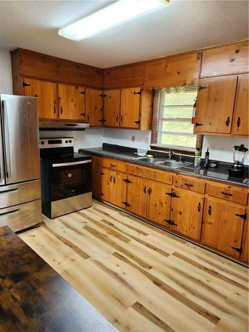 389 Collins Road, Toccoa, GA 30577