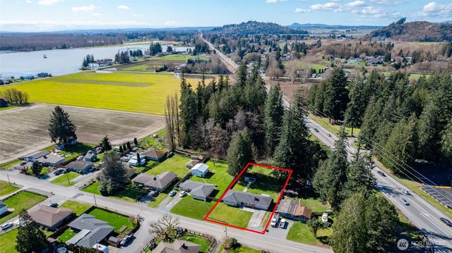 10450 Sterling Road, Sedro Woolley, WA 98284