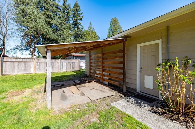 10450 Sterling Road, Sedro Woolley, WA 98284