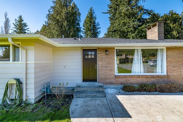 10450 Sterling Road, Sedro Woolley, WA 98284